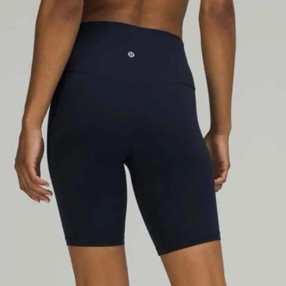 Lululemon Align Short 8" in True Navy Size 4 - Picture 1 of 13